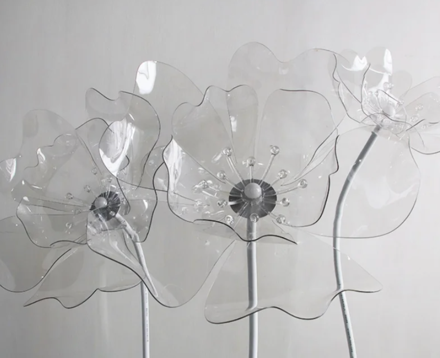 MA108-1 Small Clear Acrylic Flower with Ligth