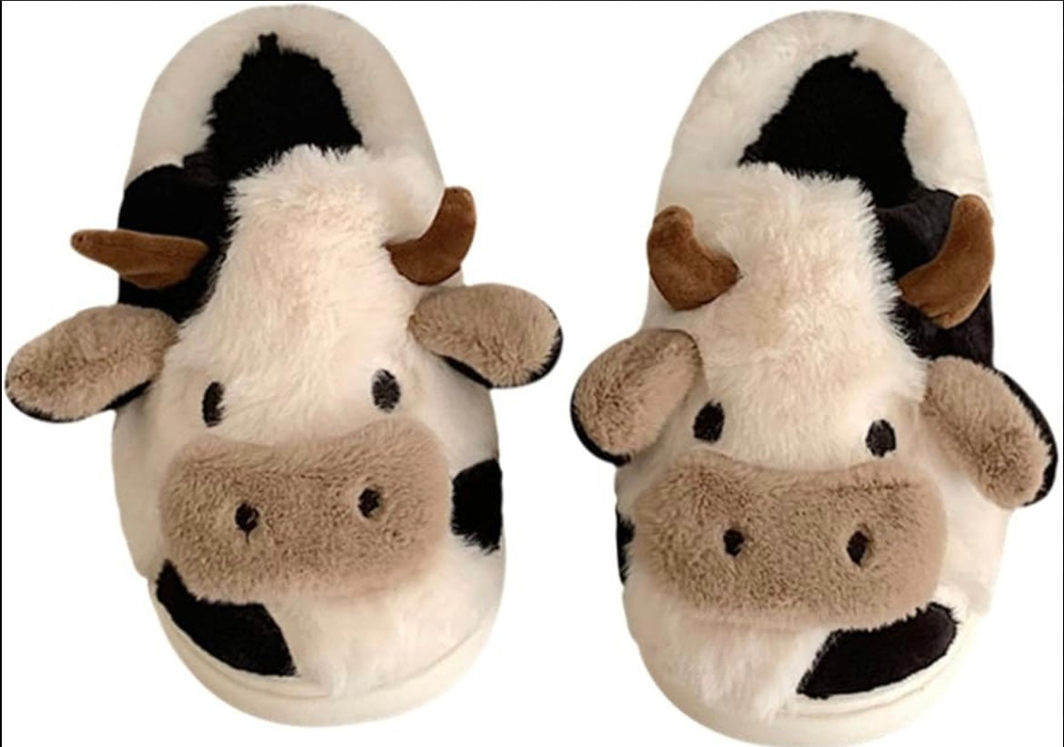 MA532 Fuzzy Cow Slipper - 36-37