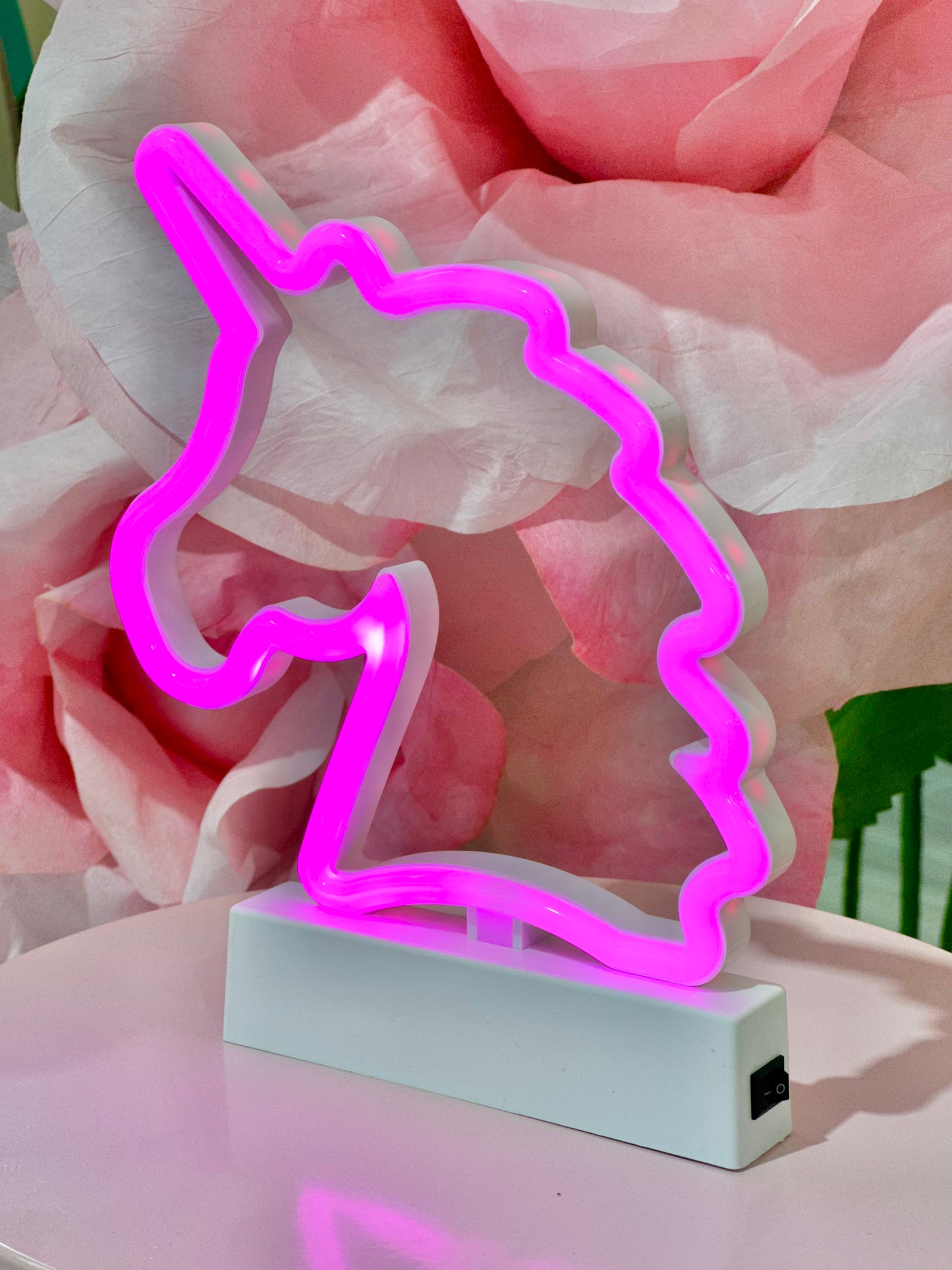 MA194-1 Battery Unicorn Lamp - Fuchsia