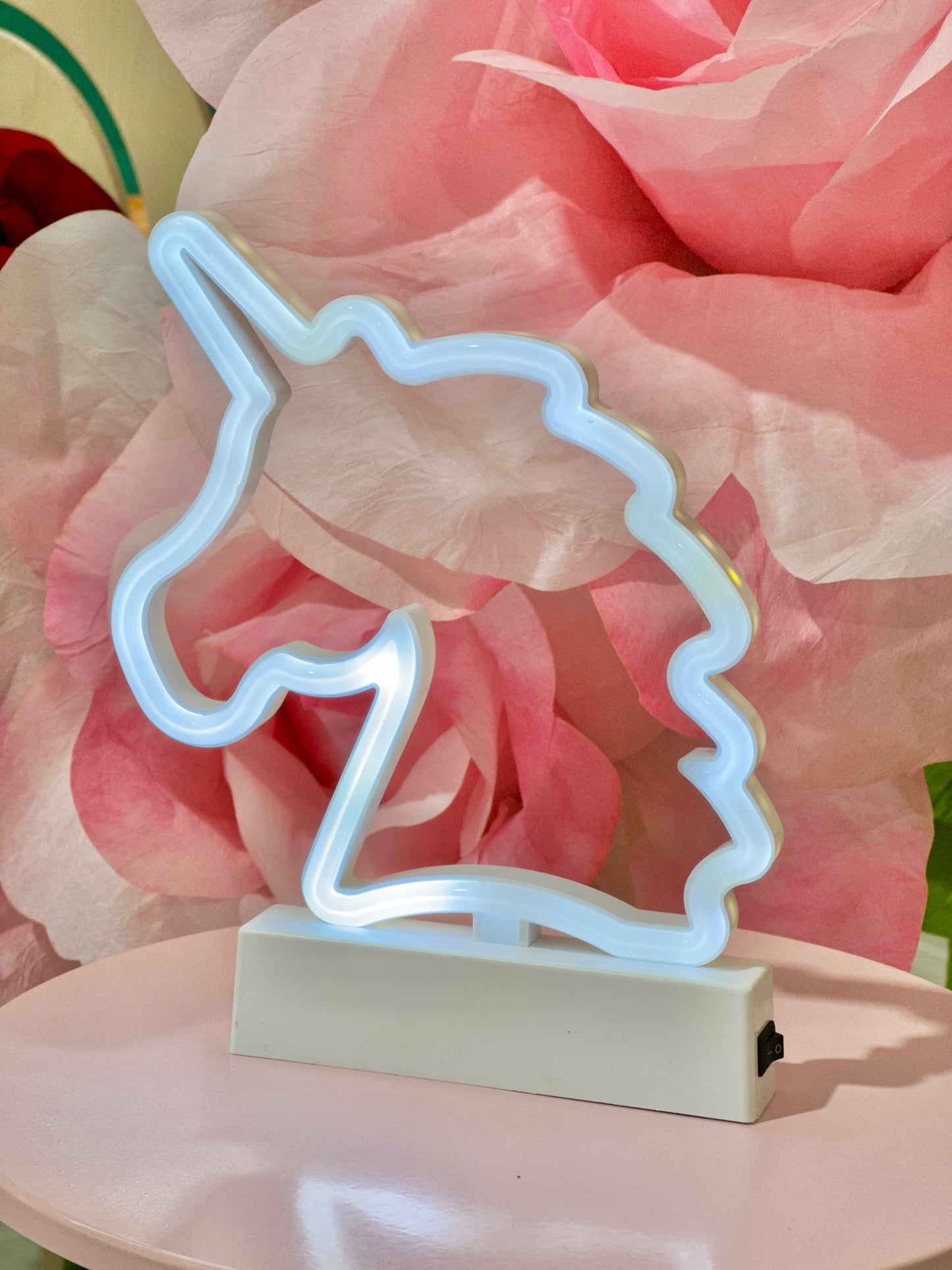 MA194-1 Battery Unicorn Lamp - Fuchsia