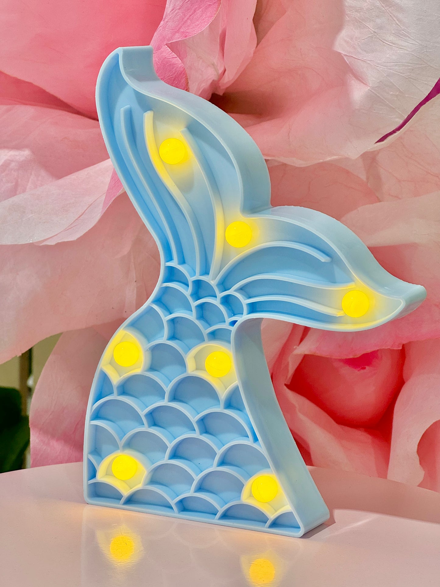 MA212 Battery Mermaid Tail Lamp - Blue