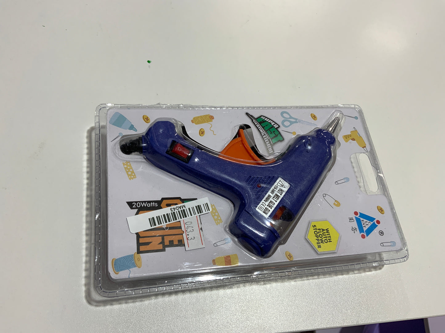 MA043 Glue Gun