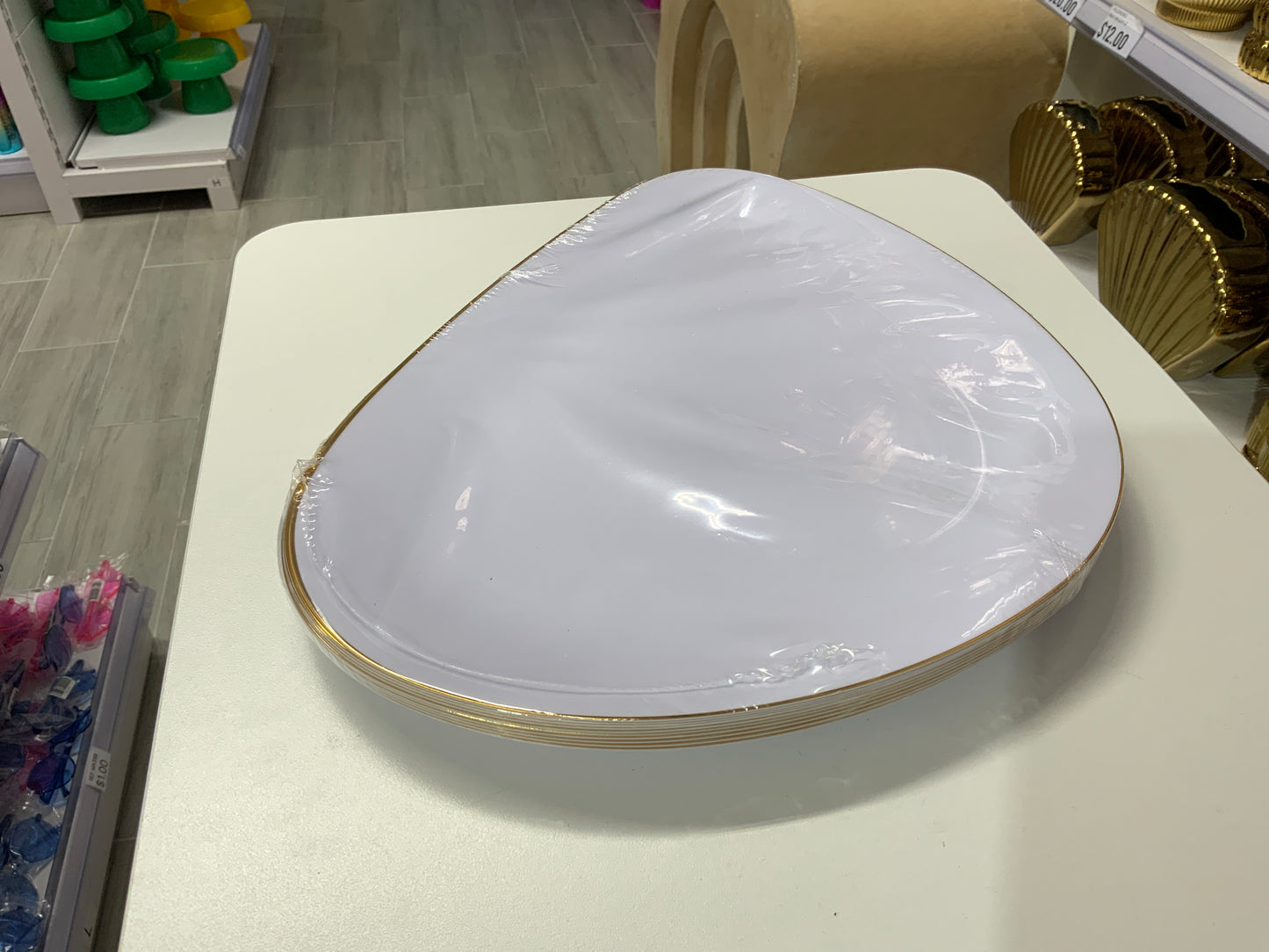MA407 Plastic Golden Edge Plate 9"x12" 10pcs
