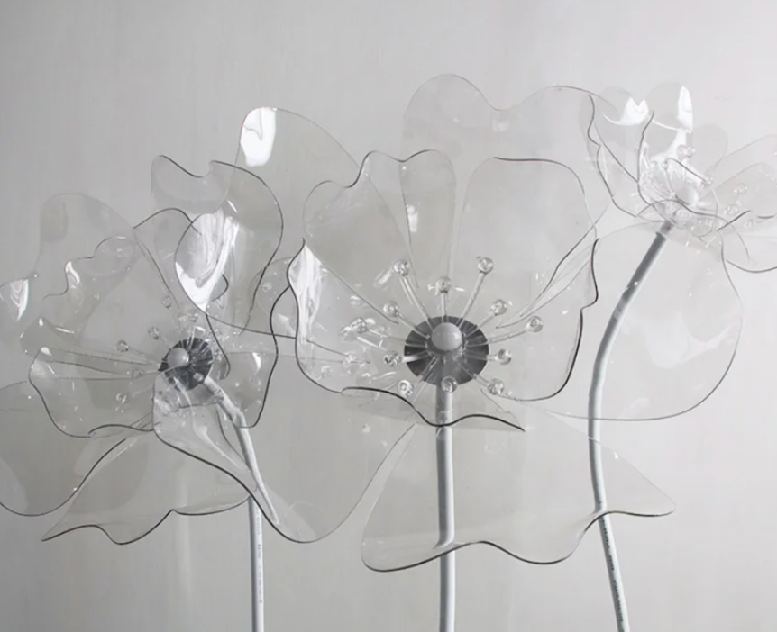 MA108-2 Ligth Medium Clear Acrylic Flower