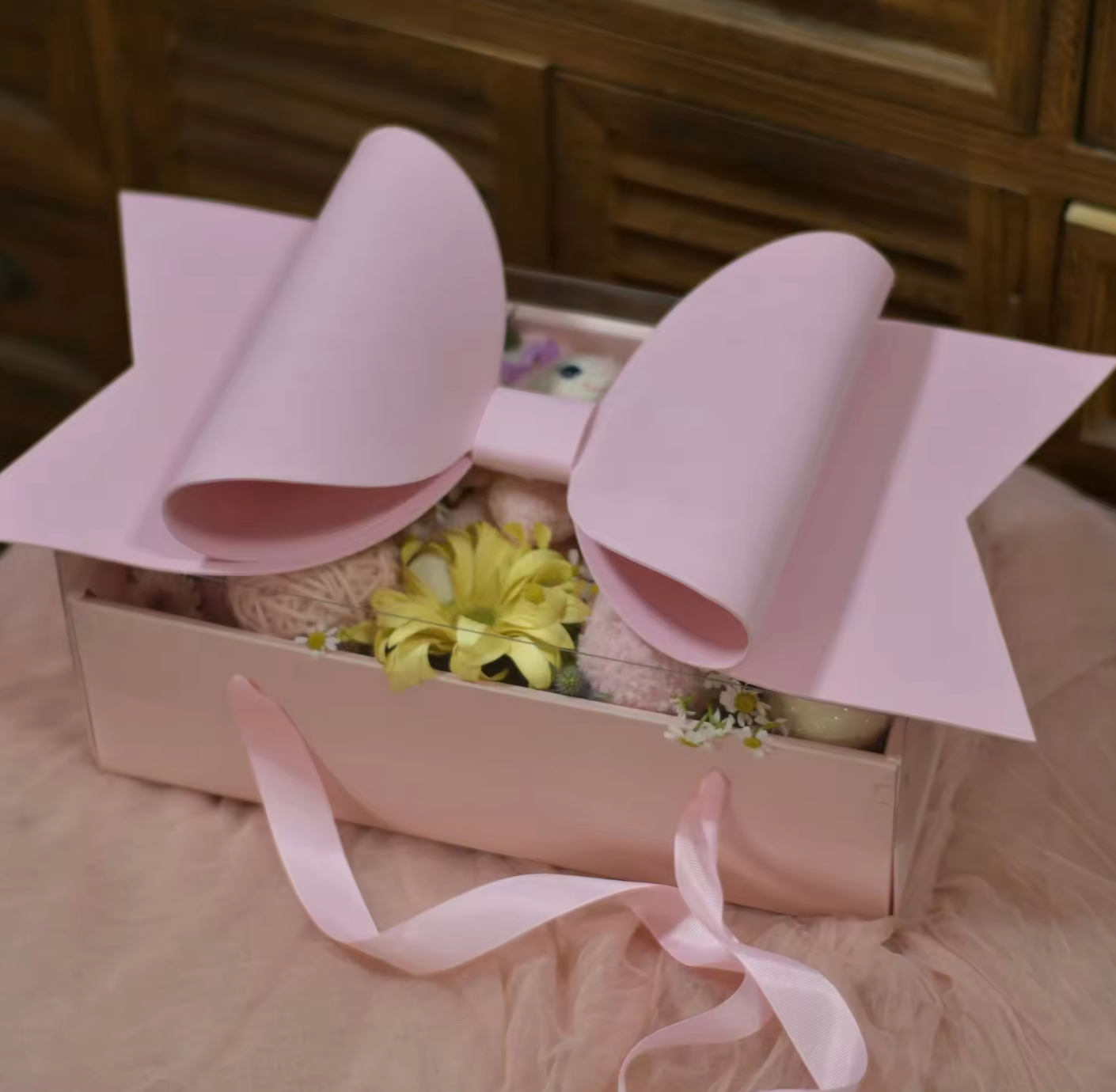 MA102 Pink Bow Gift Box