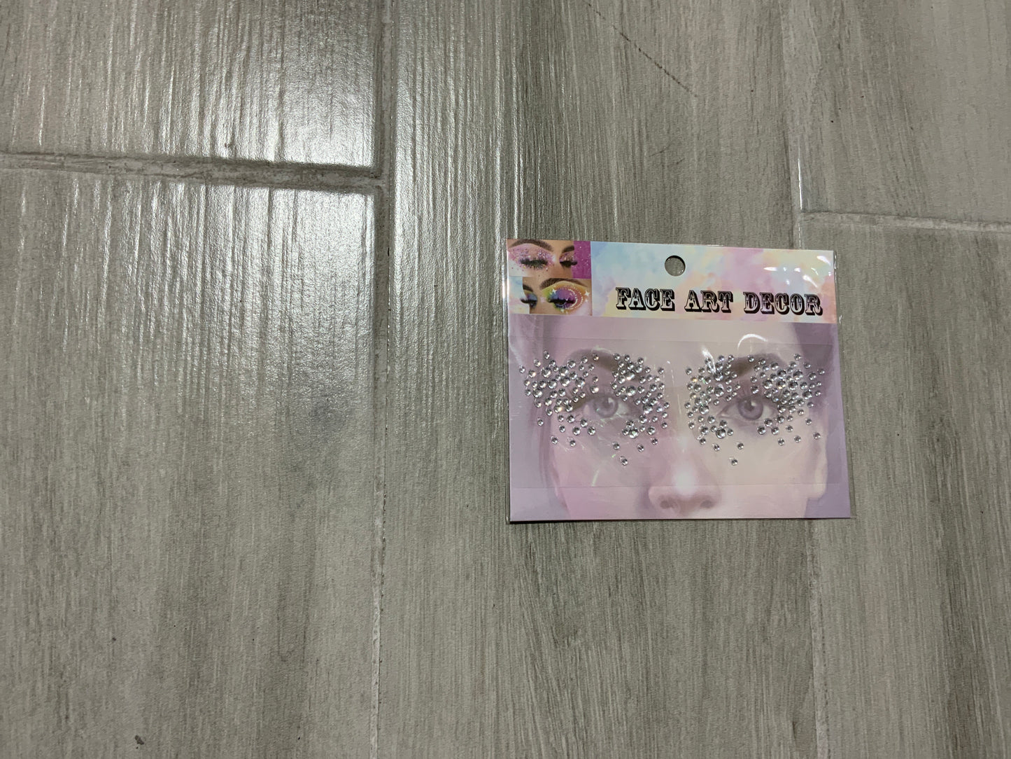 MA452 Gems Face Art Sticker