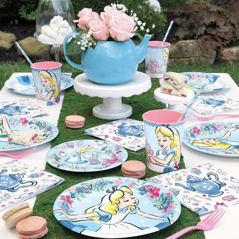 Alice in Wonderland Round 9" Plates 8ct