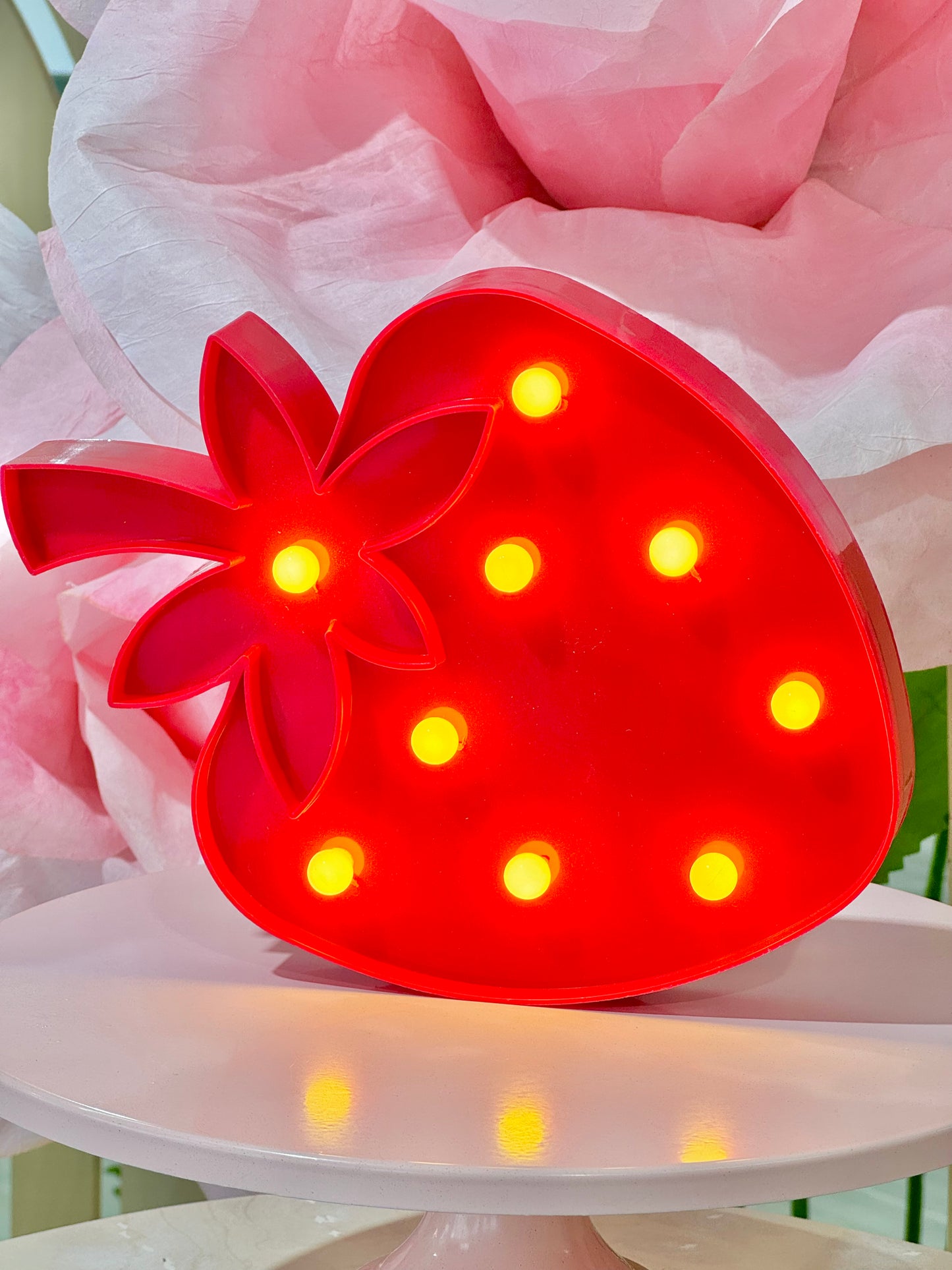 MA200 Battery Strawberry Lamp