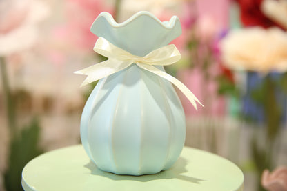 MA236-2 Medium Curved Flower Vase with Bow