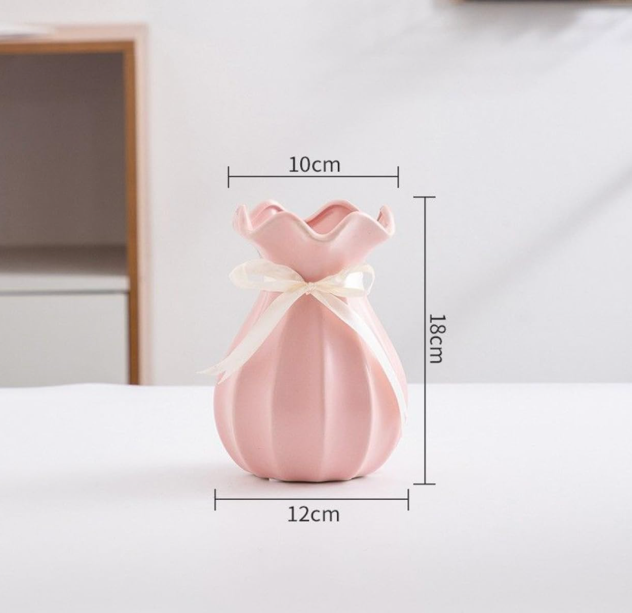 MA236-2 Medium Curved Flower Vase with Bow