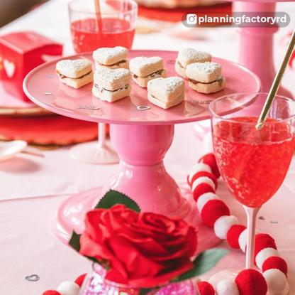 Pink cake stand 9x5