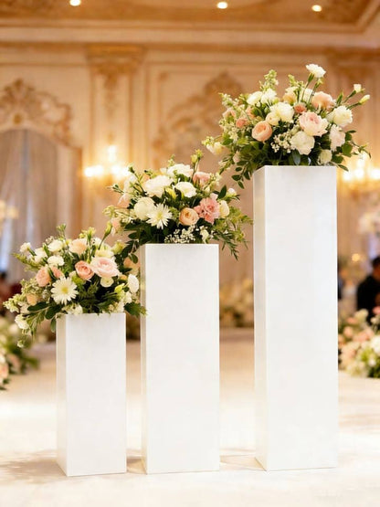 ✨ Acrylic Display Pillar Set – 3 Pieces