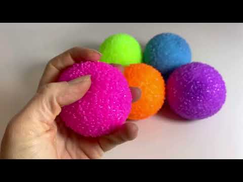 MA461 Cristal Squish Stretch Ball